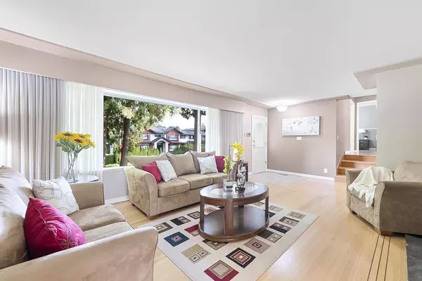 Burnaby, BC V5E 2N2,5537 Rugby ST