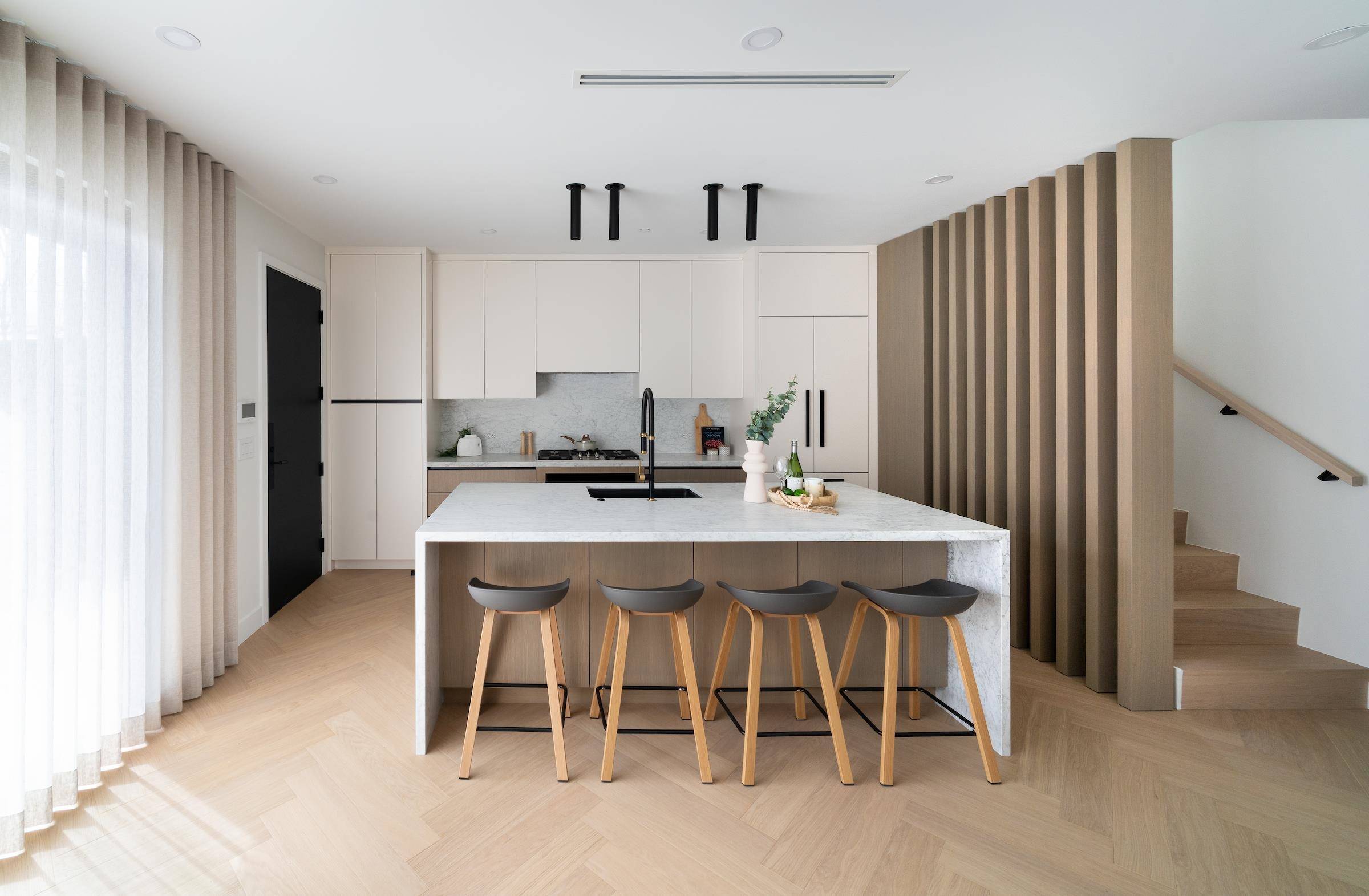 Vancouver, BC V5V 2Y3,280 E 32 AVE #2