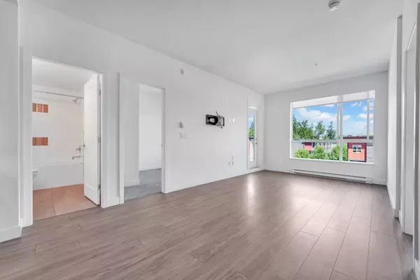 Surrey, BC V4N 6W7,18811 72 AVE #320