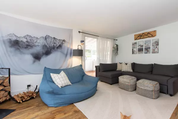 Squamish, BC V0N 1T0,1830 Mamquam RD #106