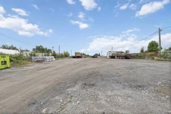 Abbotsford, BC V4X 1G8,29010 Fraser HWY