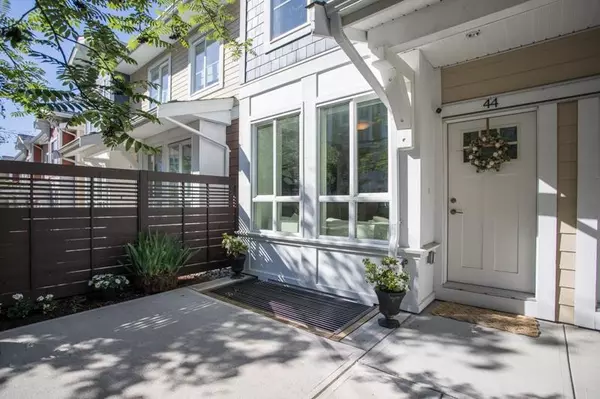 Surrey, BC V3Z 1J3,16561 17a AVE #44