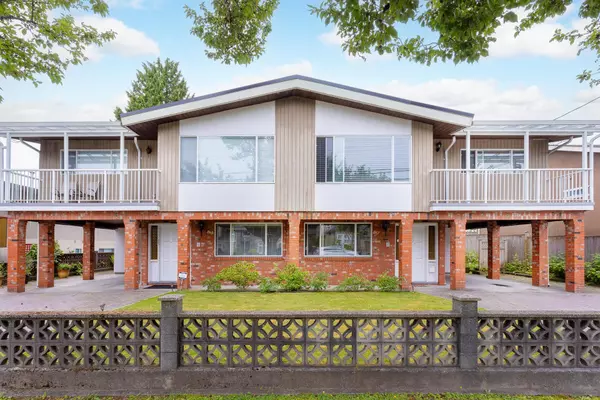 Burnaby, BC V5B 4H7,867 869 Sperling AVE