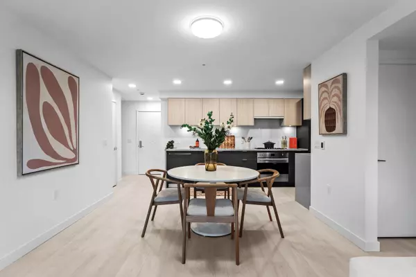Vancouver, BC V0V 0V0,2419 Grant ST #305