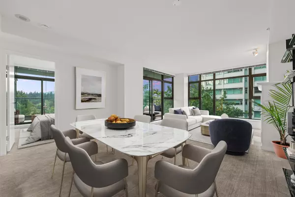Vancouver, BC V6G 3G5,1790 Bayshore DR #401