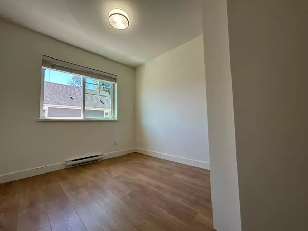 Abbotsford, BC V4X 0B9,27735 Roundhouse DR #37