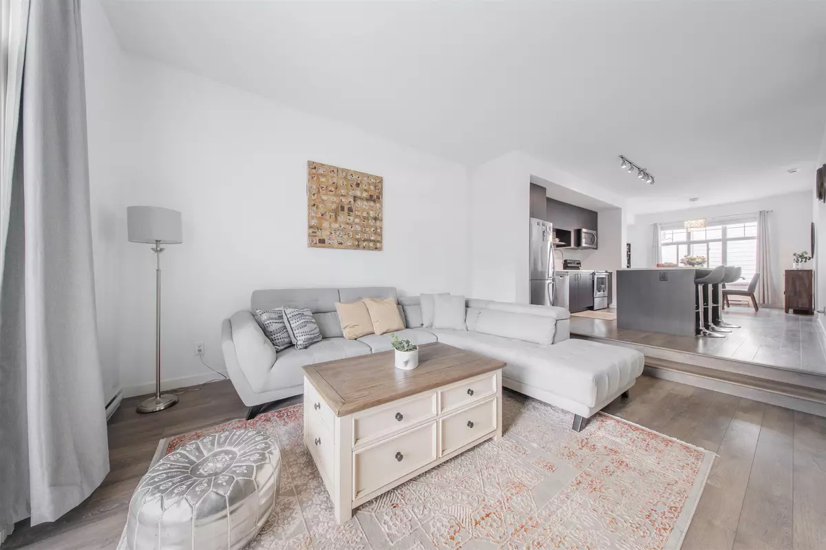 Surrey, BC V4N 6S3,10433 158 ST #29