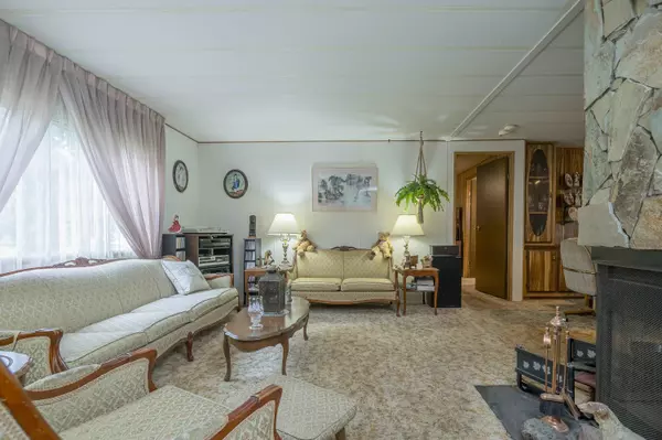 Langley, BC V2Z 1Y9,2306 198 ST #11