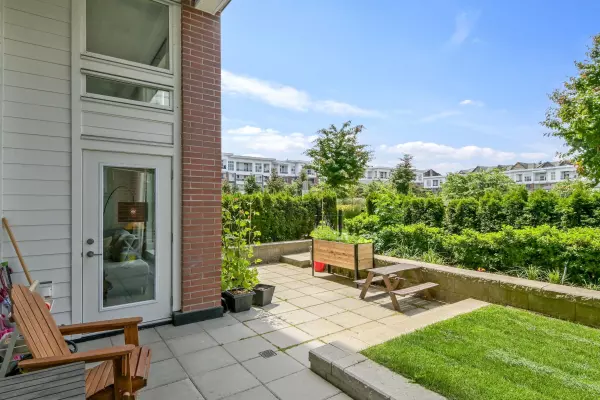 Langley, BC V2Y 4J4,8150 207 ST #C105