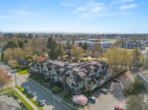 Ladner, BC V4K 2Y7,4689 52a ST #408