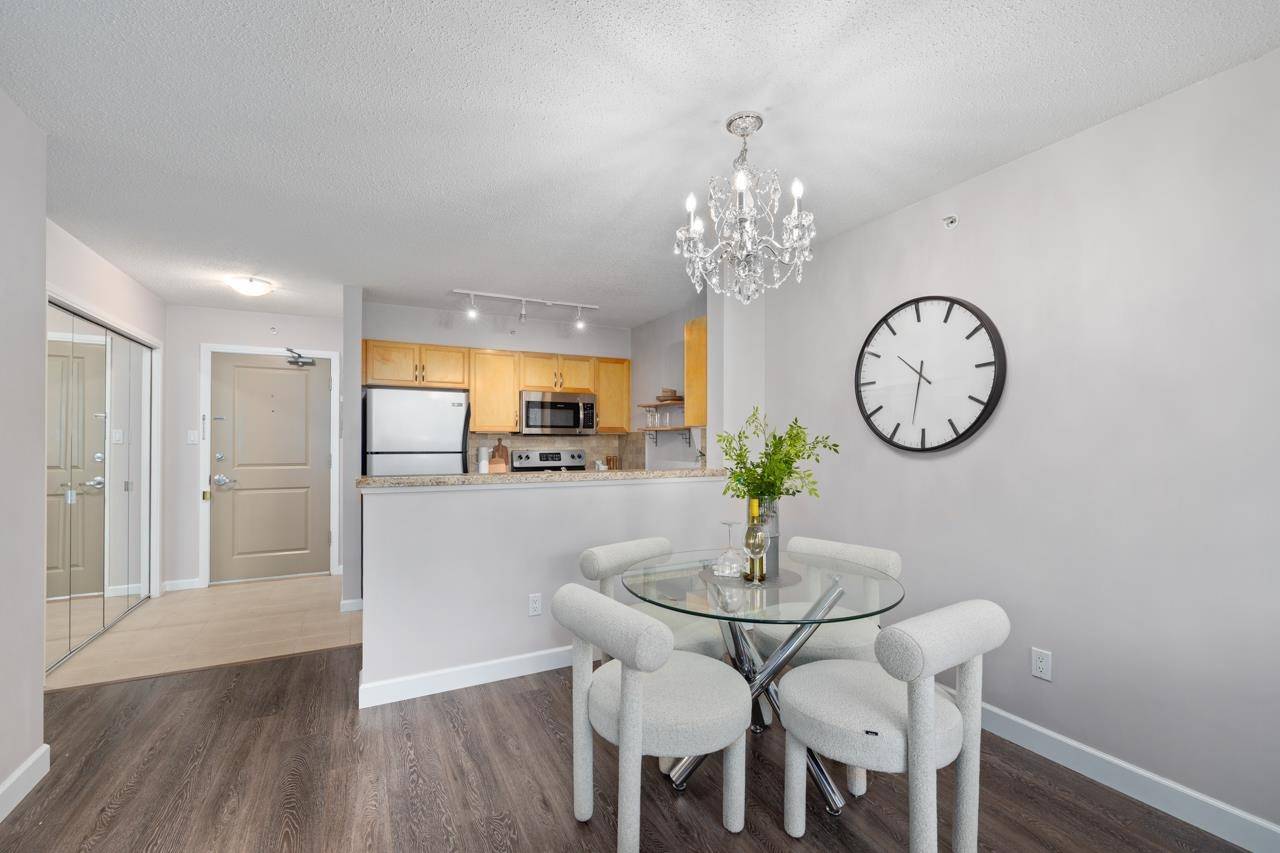 Burnaby, BC V5C 6R8,4388 Buchanan ST #1705