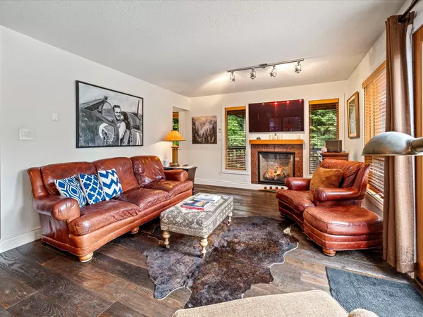 Whistler, BC V8E 0N2,2316 Gondola WAY