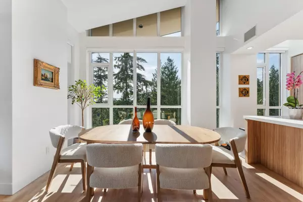 North Vancouver, BC V7J 0E8,2325 Emery CT #1104