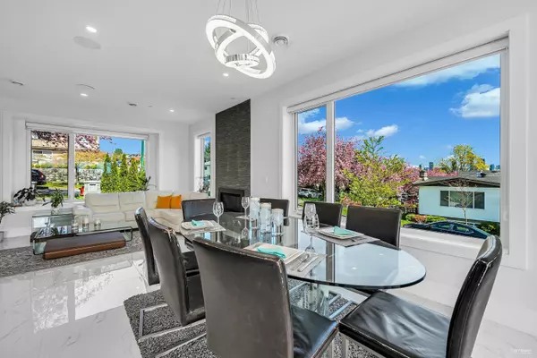 Vancouver, BC V5M 1V3,2996 E 7th AVE