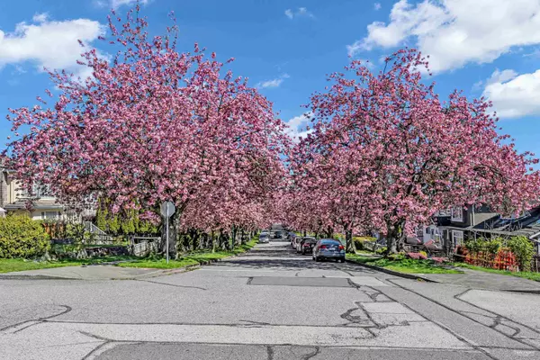 Vancouver, BC V5M 1V3,2996 E 7th AVE