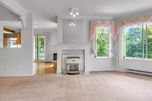 Abbotsford, BC V2T 3N8,2451 Gladwin RD #328