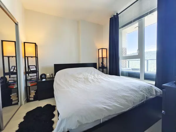 Coquitlam, BC V3J 0H9,691 North RD #1605