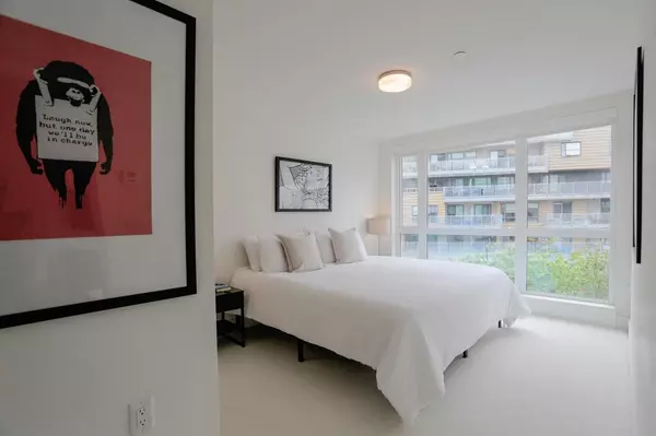 Vancouver, BC V5S 0B9,8580 River District XING #507