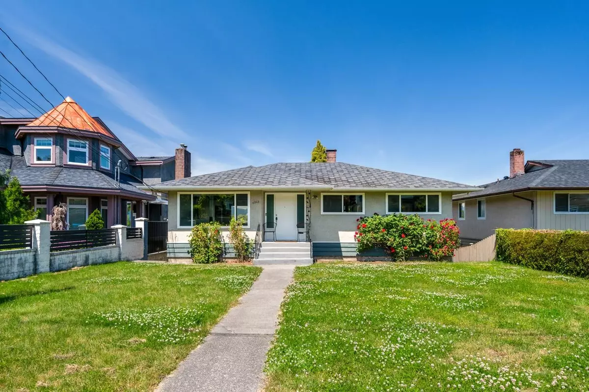 Burnaby, BC V5H 1L6,4849 Shepherd ST