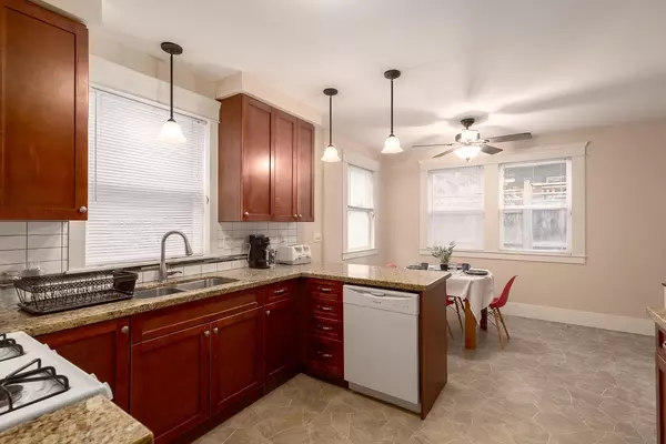 Vancouver, BC V5L 4A2,832 Salsbury DR