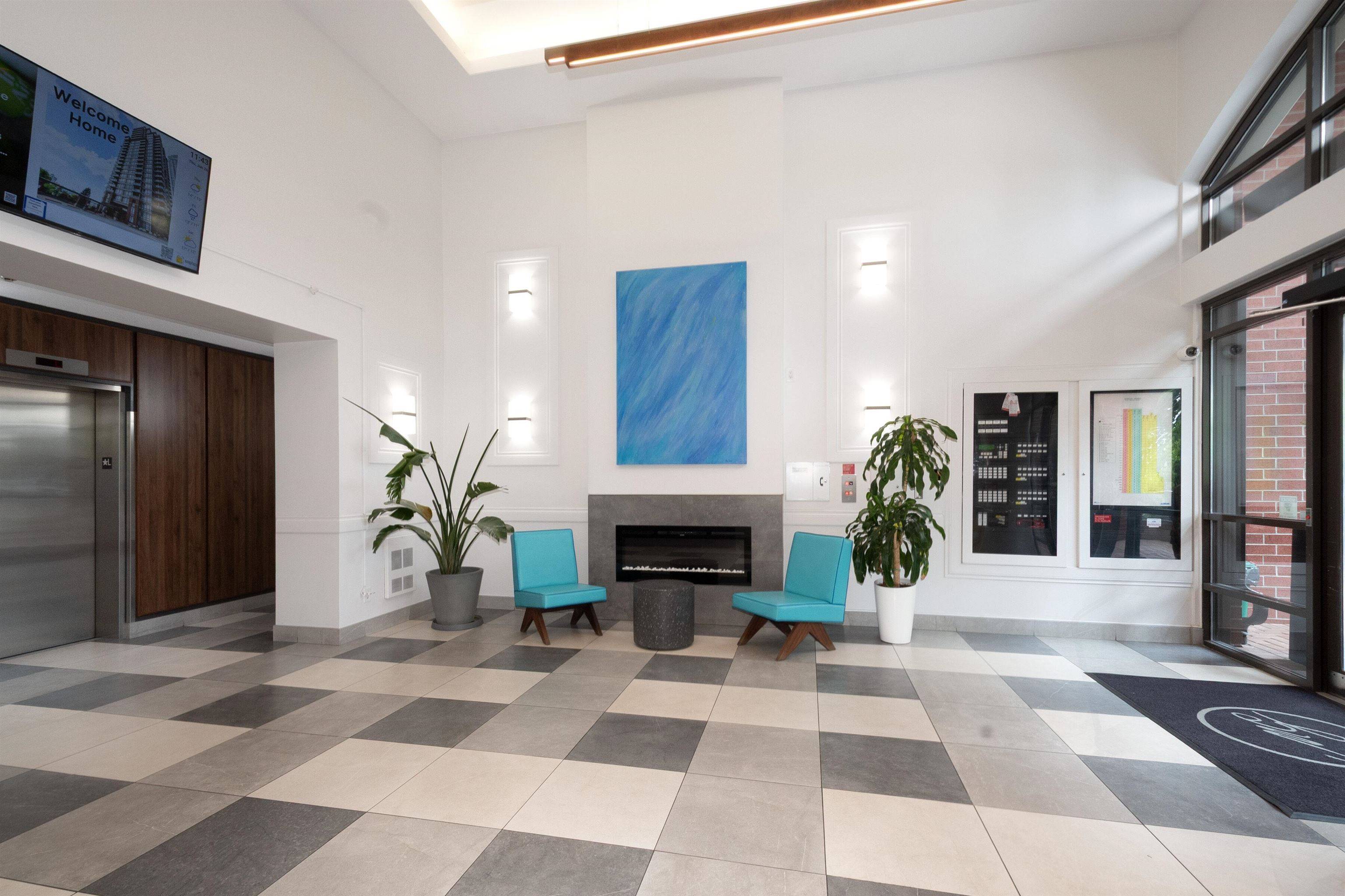 Burnaby, BC V5C 6V1,4132 Halifax ST #1006