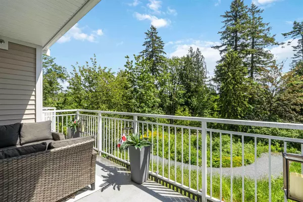 Maple Ridge, BC V2X 4K9,11280 Pazarena PL #1040