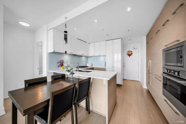 Coquitlam, BC V3B 0A3,1188 Pinetree WAY #1801