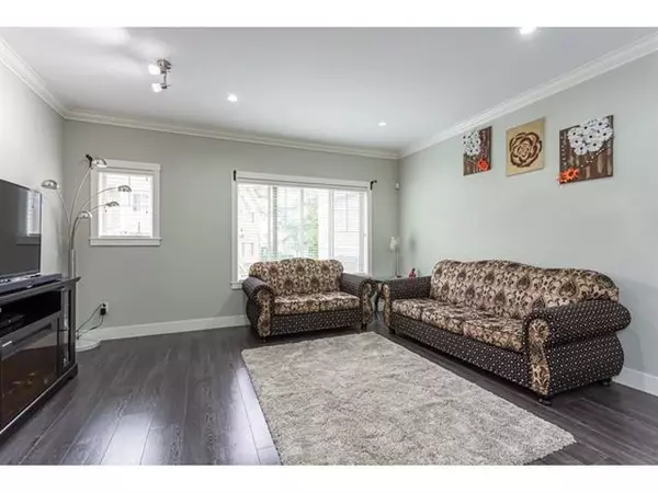 Surrey, BC V3S 6X5,19097 64 AVE #64