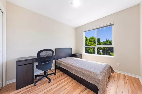 Vancouver, BC V6R 4R9,3333 W 4th AVE #412