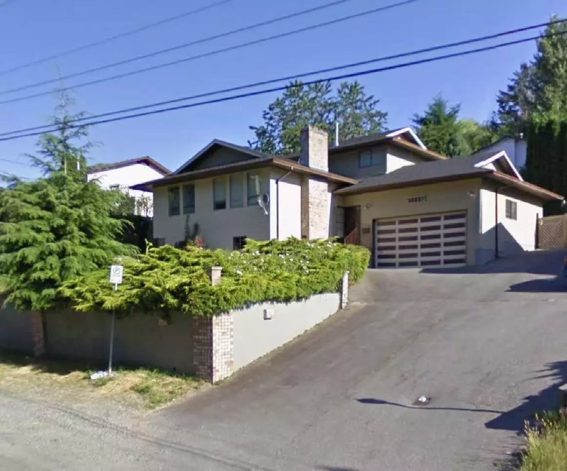 Mission, BC V2V 6C1,32827 14th AVE