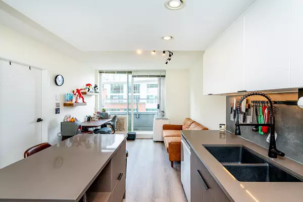 Vancouver, BC V6B 0B1,1133 Homer ST #608