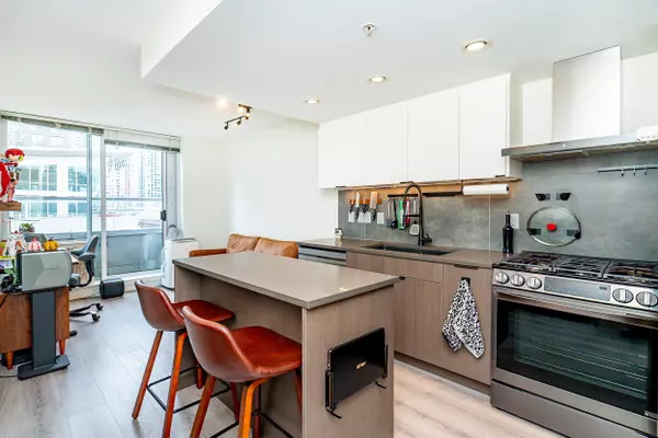 Vancouver, BC V6B 0B1,1133 Homer ST #608