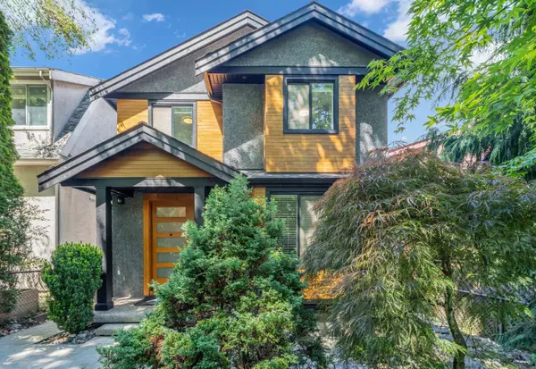 Vancouver, BC V6R 3C5,3721 W 16th AVE