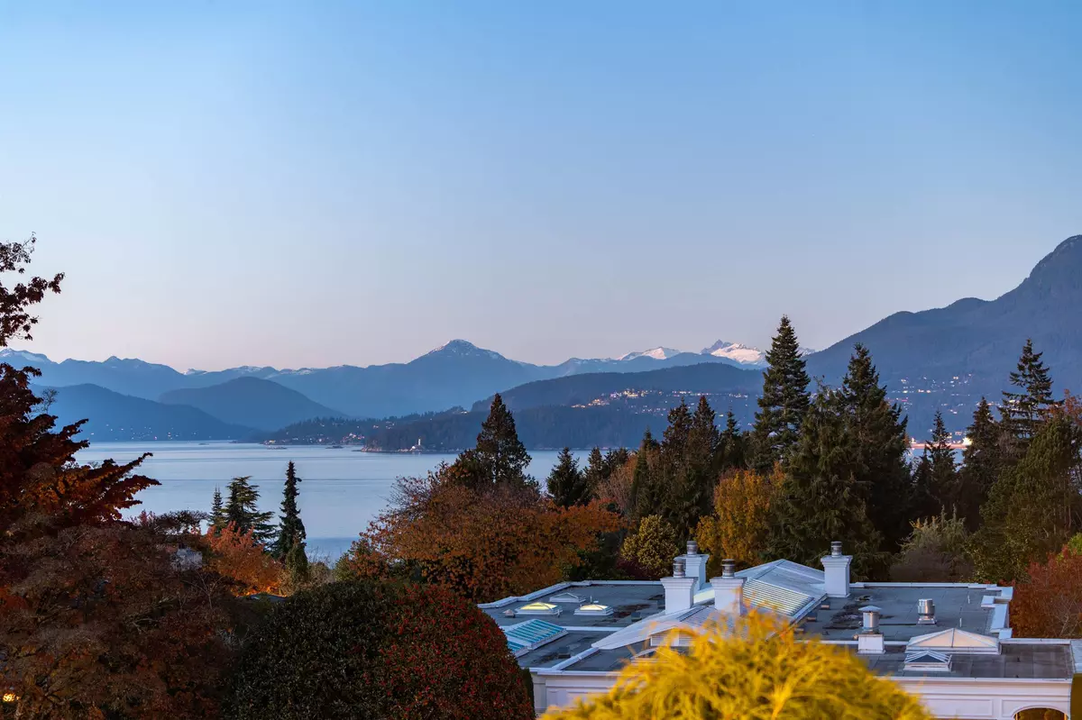 Vancouver, BC V6T 1J1,5550 Kingston RD