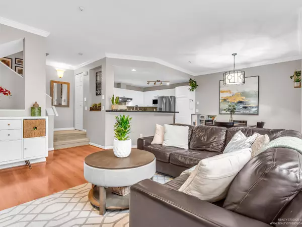 Port Coquitlam, BC V3C 6K7,2422 Hawthorne AVE #95