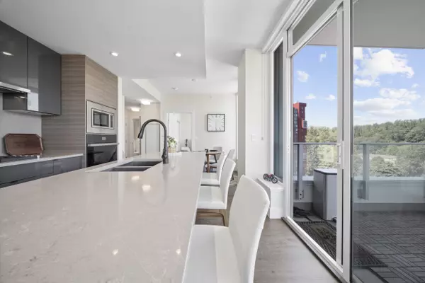 Vancouver, BC V5S 0E3,3438 Sawmill CRES #1807