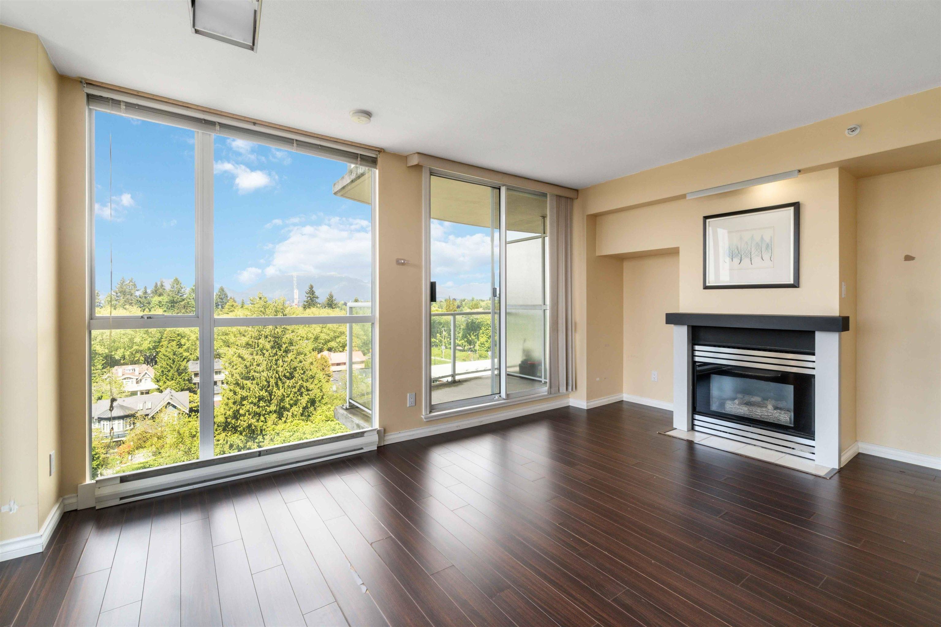 Vancouver, BC V6M 1R8,2121 W 38th AVE #1002