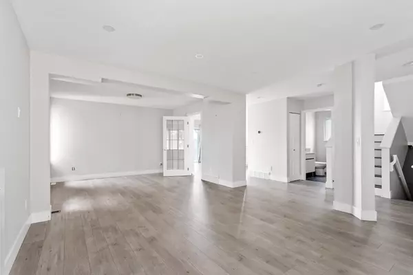 Coquitlam, BC V3E 2Z5,2986 Pinetree Close