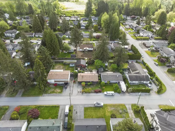 Port Coquitlam, BC V3B 3B8,3824 Inverness ST