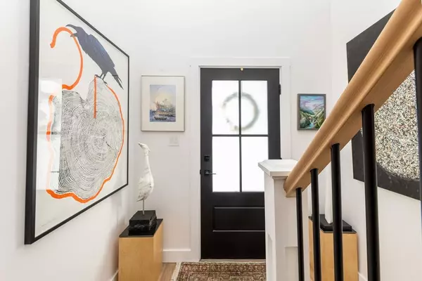 Gibsons, BC V0N 1V5,511 Jordan WAY