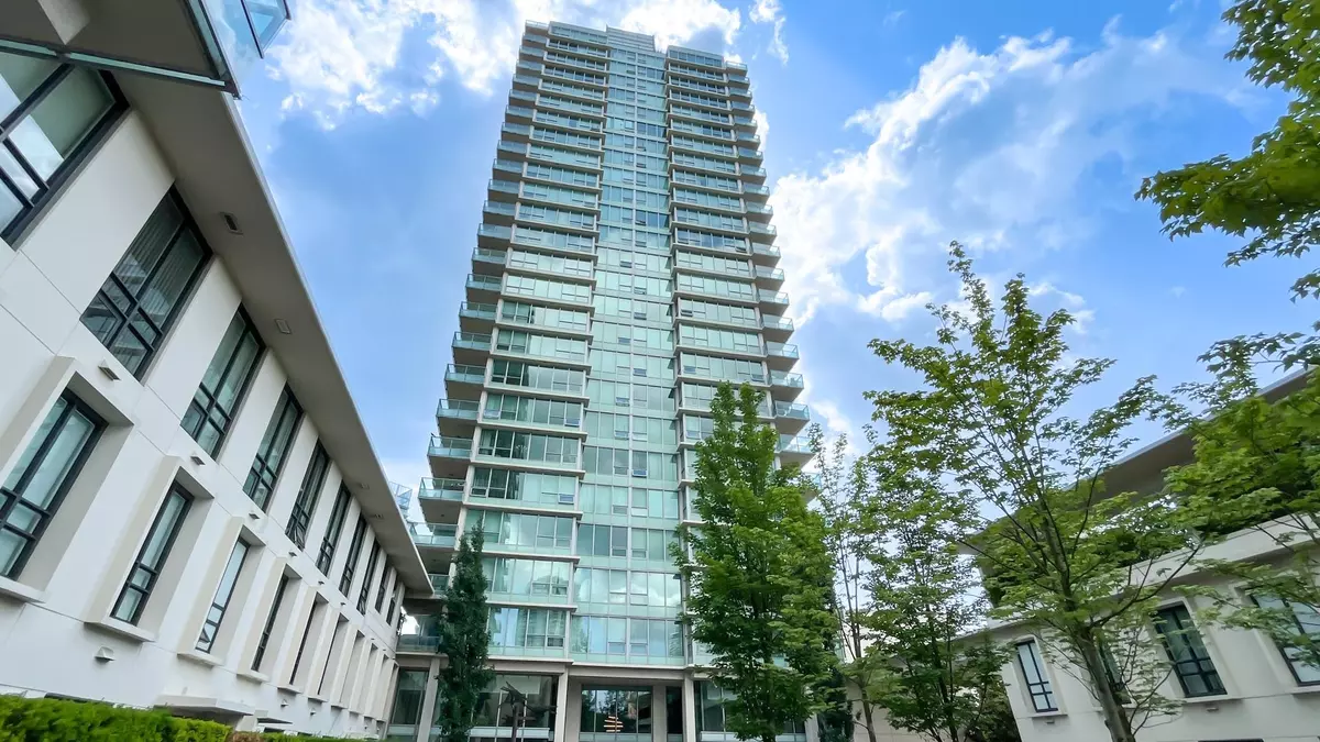 Burnaby, BC V5C 0G9,2232 Douglas RD #2402