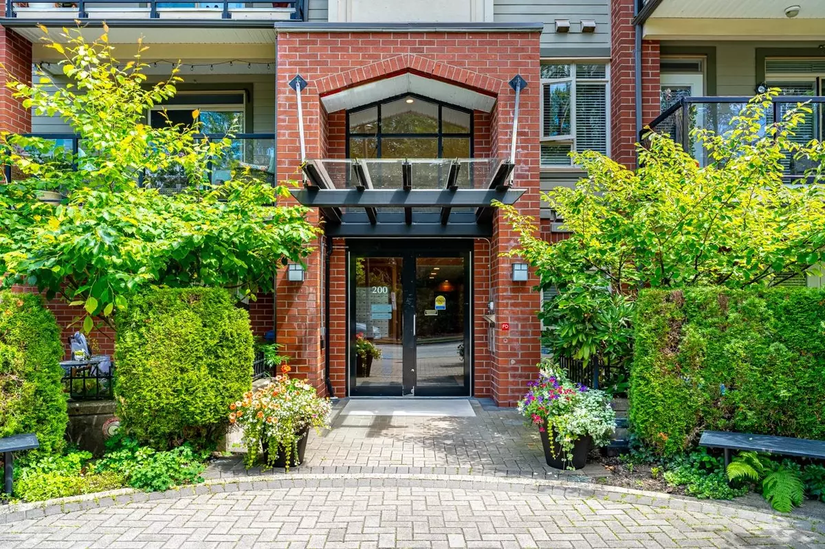 Port Moody, BC V3H 5N1,200 Capilano RD #103