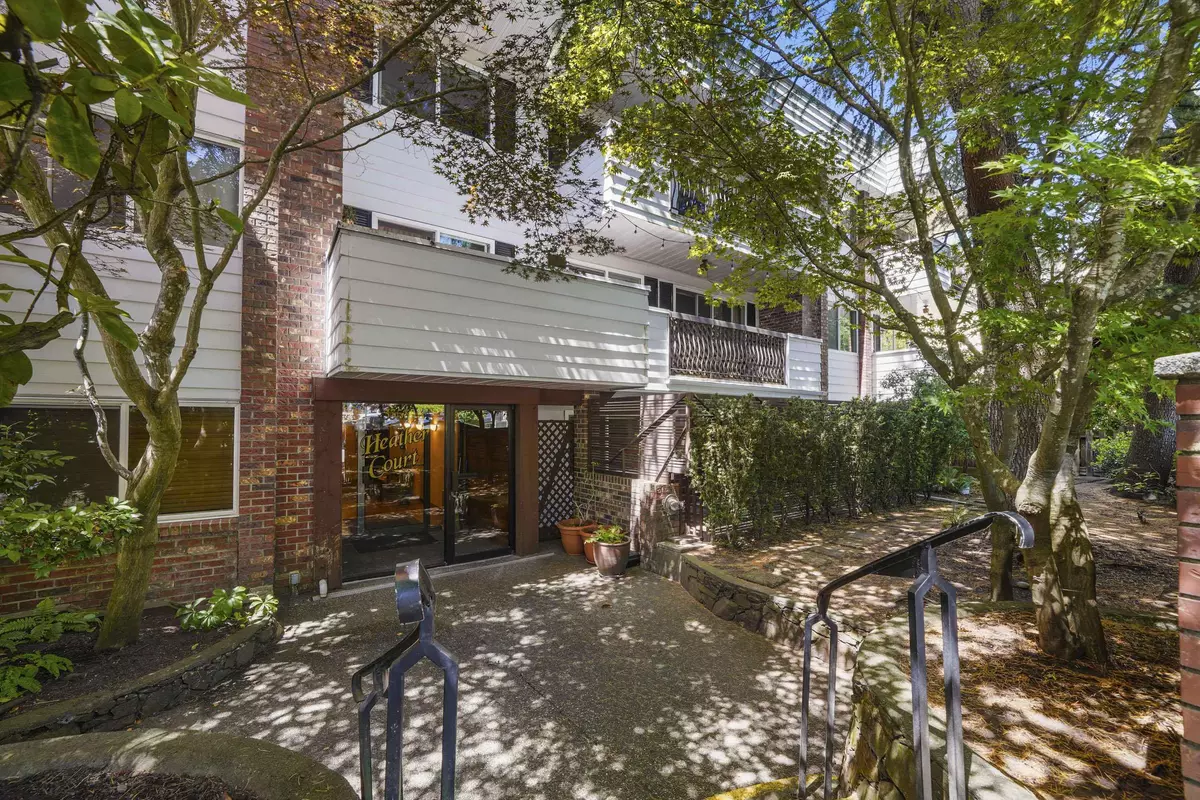 Vancouver, BC V5Z 3K6,3353 Heather ST #101