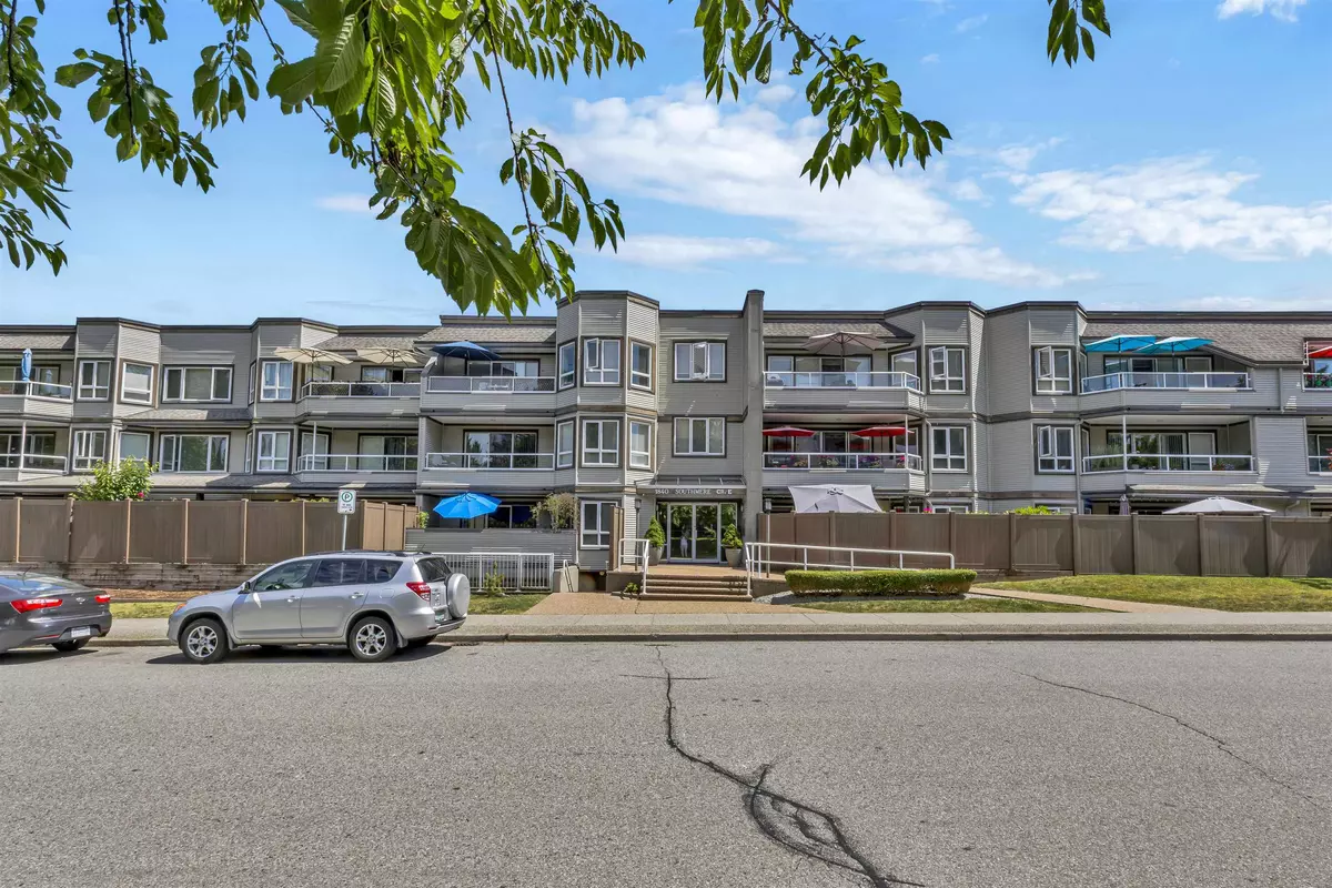 Surrey, BC V4A 9C5,1840 E Southmere CRES #205