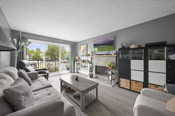 Langley, BC V4W 3K7,202 Davis CRES