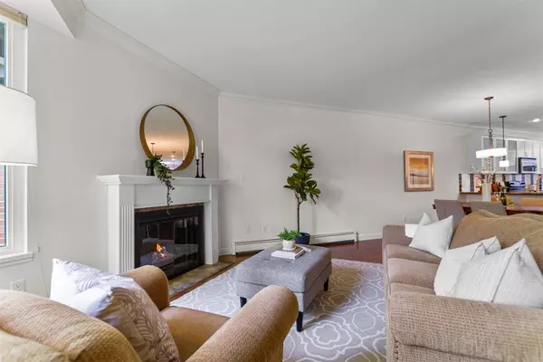 Surrey, BC V4A 8Y6,15300 17 AVE #314