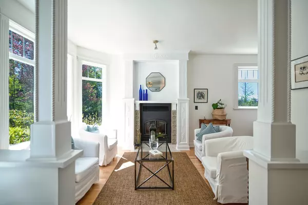 Roberts Creek, BC V0N 2W2,1377 Marlene RD