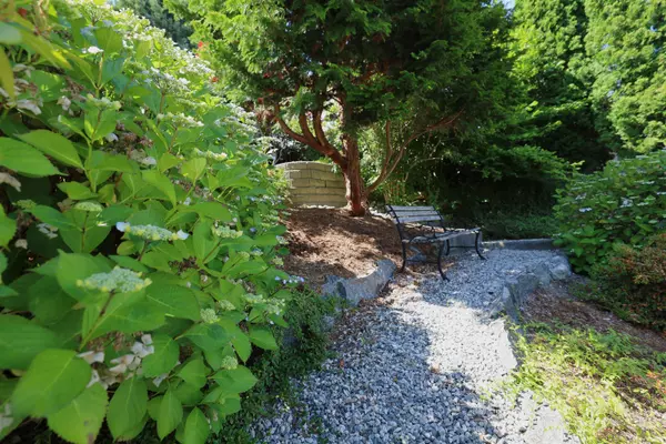 Gibsons, BC V0N 1V0,441 S Fletcher RD