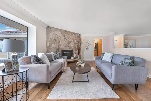 Surrey, BC V4A 1E6,13209 Marine DR