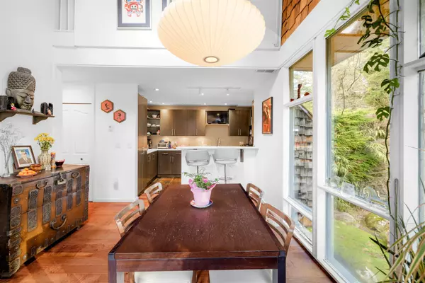 North Vancouver, BC V7K 2R4,4524 Prime ST